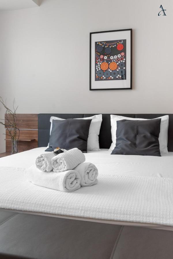 Rentforcomfort Coquette 1Bdr Calea Victoriei Bucareste Exterior foto
